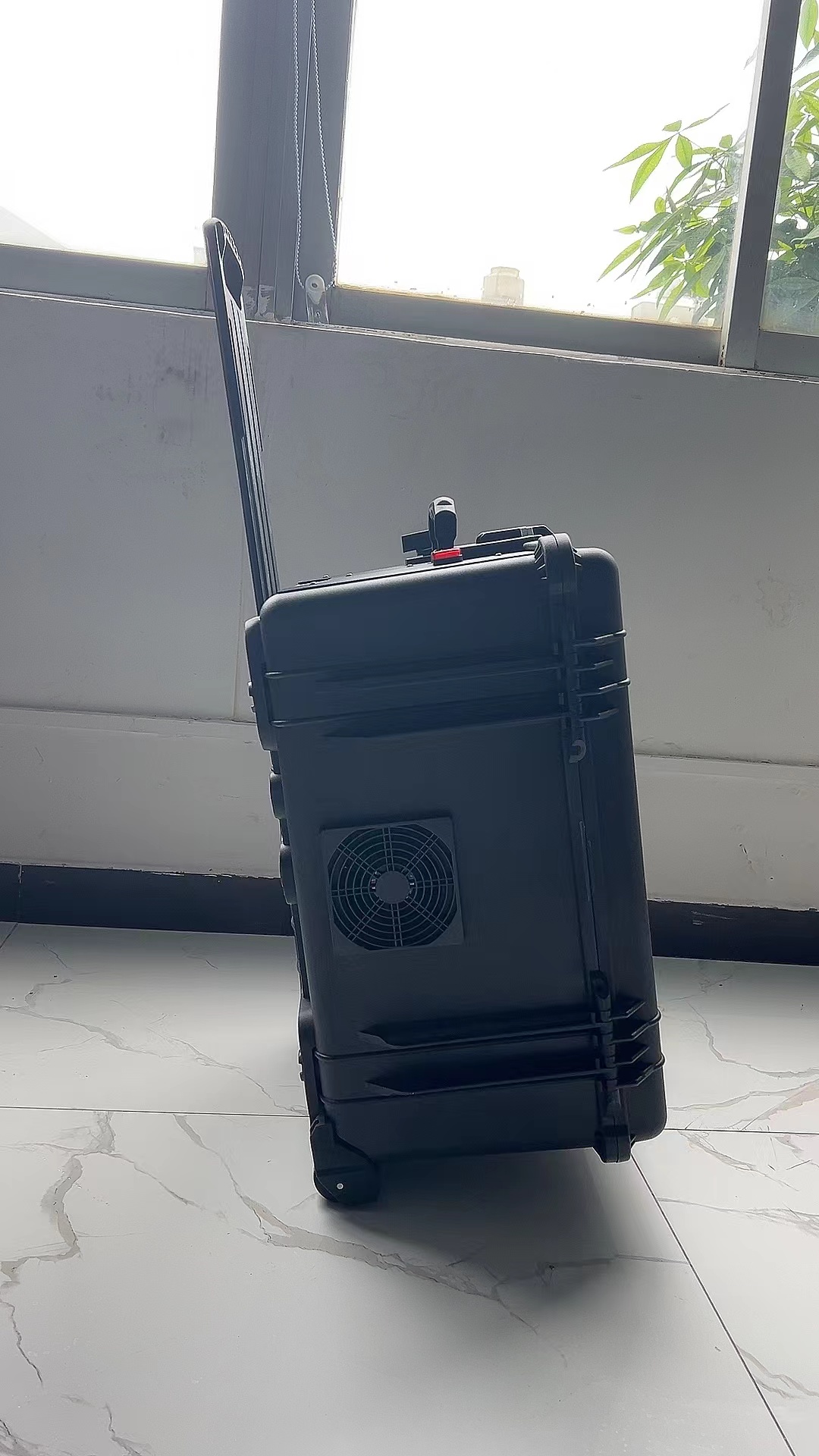 巴中手拉箱型移动通信干扰器